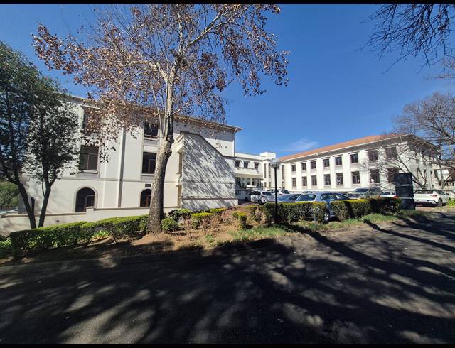 1,314M² OFFICE TO LET IN SANDTON CENTRAL